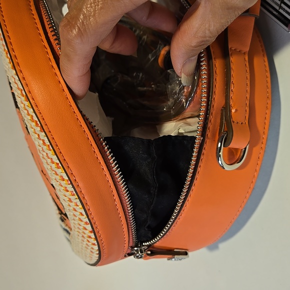 Christian Lacroix Nora Shoulder Bag Sherbet Rafia-Coral 8"Diameter X W-3" - Picture 10 of 13